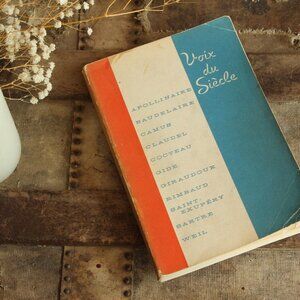 Vintage 1960s Book, "Voix Du Siecle" edited by Eunice C. Smith, French Poems